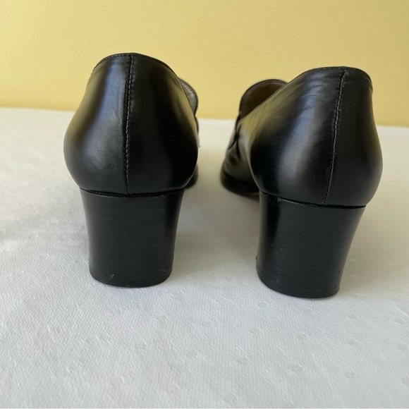 Cole Haan Black and Brown Loafers with Classic Design - Picture 5 of 8